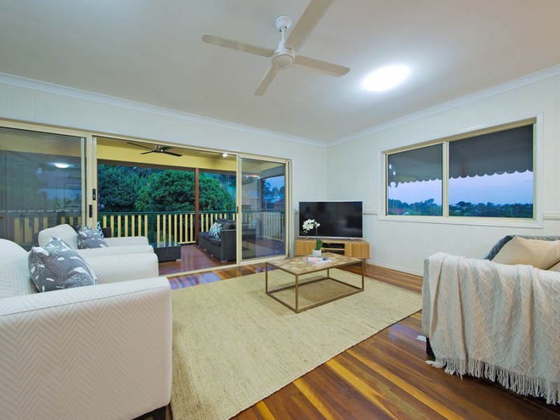 73 Tallow Wood Place, Mount Gravatt East QLD 4122