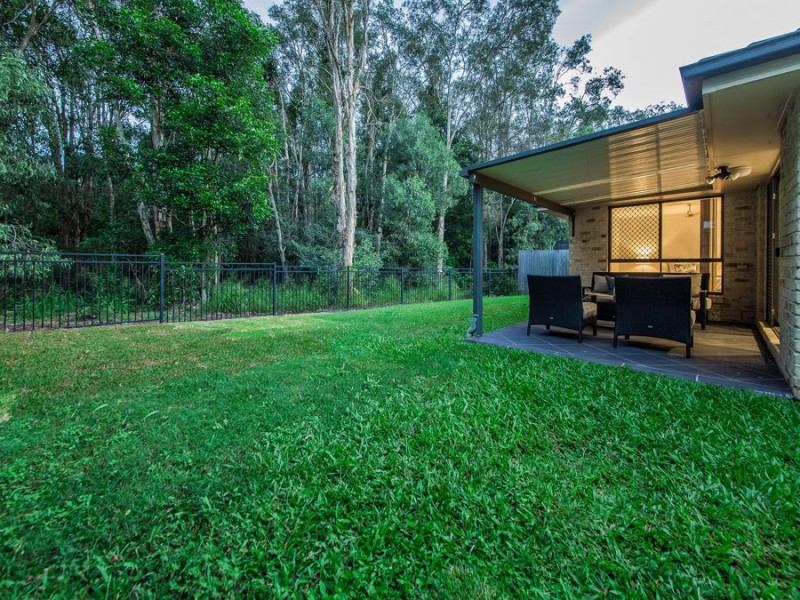 12 Cliff Close, Wakerley QLD 4154