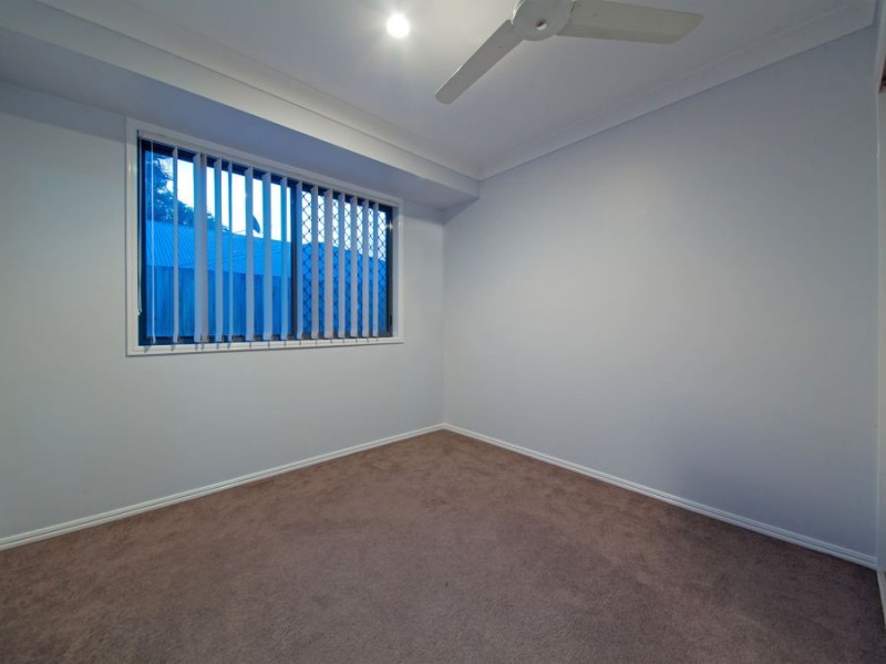 12 Cliff Close, Wakerley QLD 4154