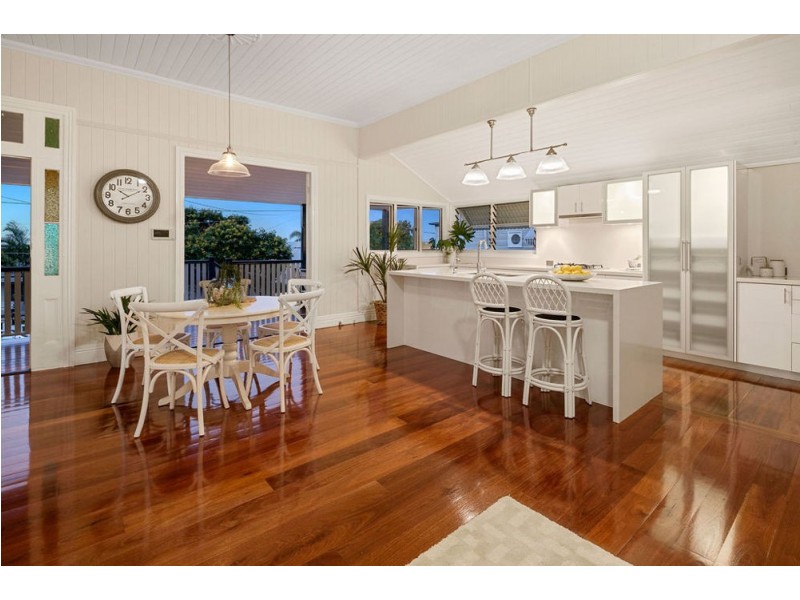 69 Kingsley Terrace, Wynnum QLD 4178