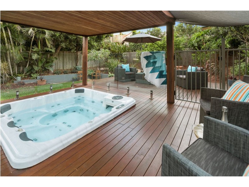 69 Kingsley Terrace, Wynnum QLD 4178