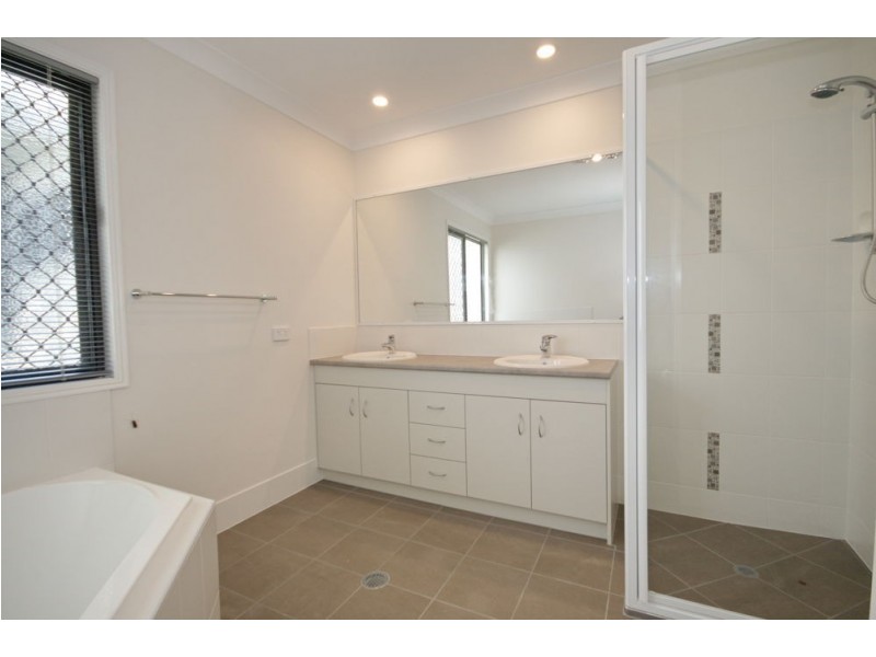 23 Richard Street, Lota QLD 4179