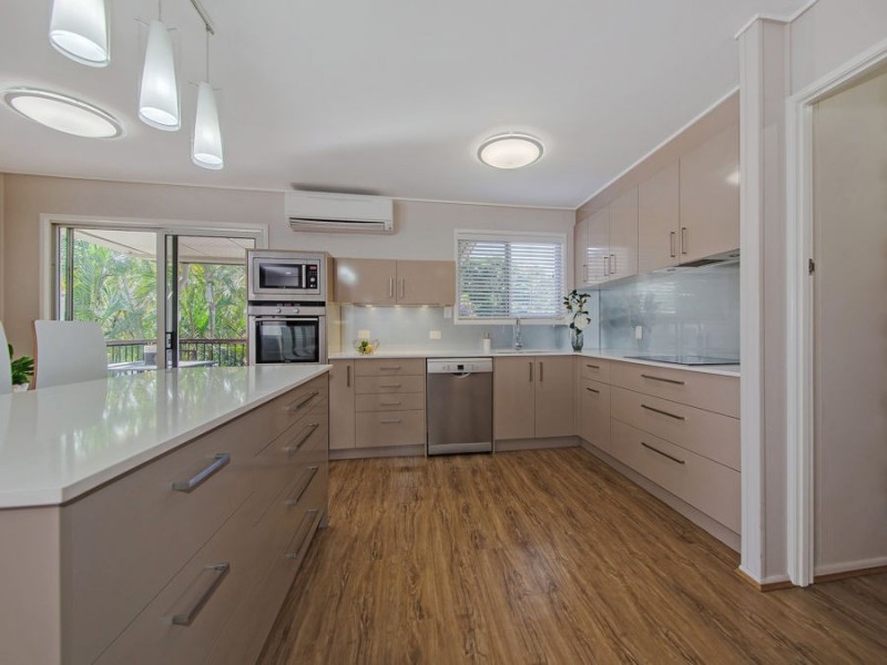 156 Kamarin Street, Manly West QLD 4179