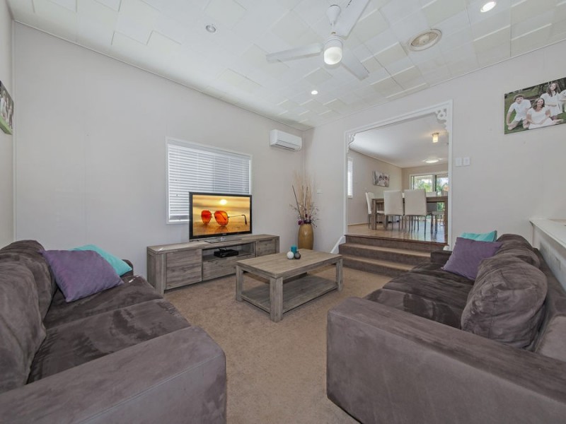 156 Kamarin Street, Manly West QLD 4179