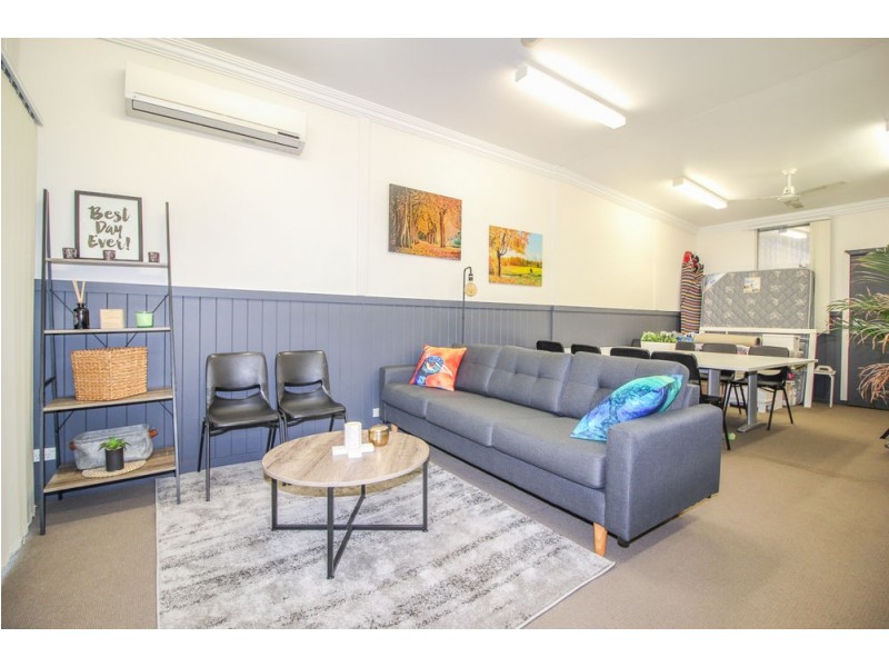2147 Wynnum Rd, Wynnum West QLD 4178