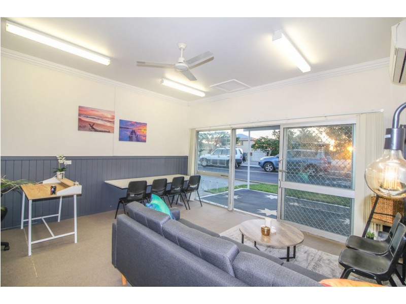 2147 Wynnum Rd, Wynnum West QLD 4178