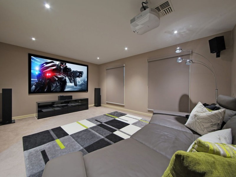 63 Rowland Avenue, Wakerley QLD 4154