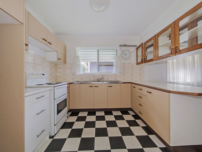 68 Cranleigh Street, Wynnum West QLD 4178