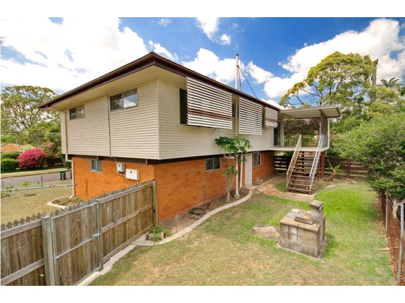 31 Leon Street, Tingalpa QLD 4173