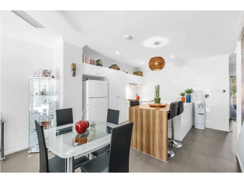 32 312 Manly Rd, Manly West QLD 4179