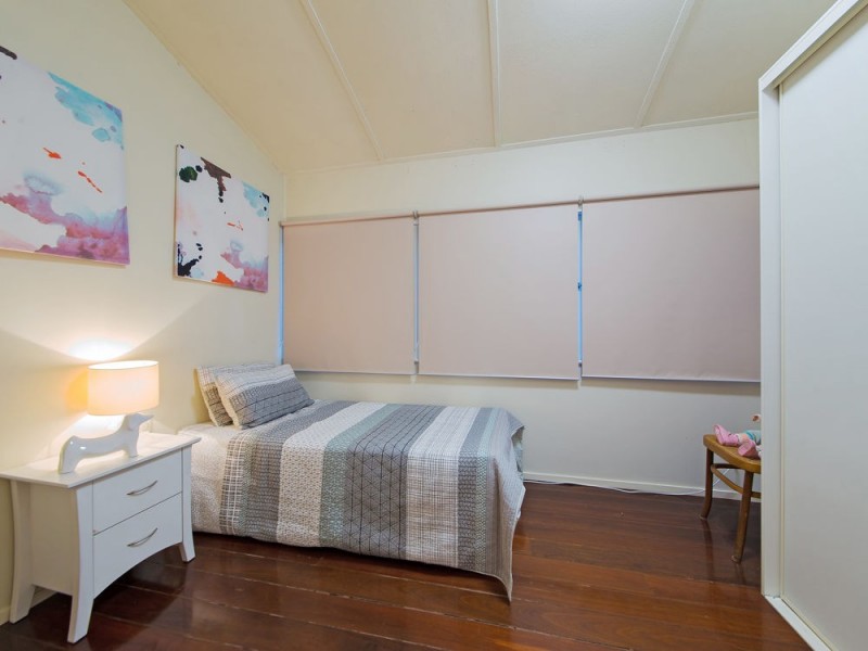 34 Tamaree Avenue, Wynnum QLD 4178