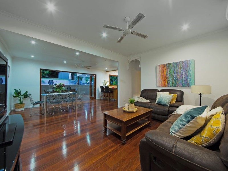 114 Alastair Street, Lota QLD 4179