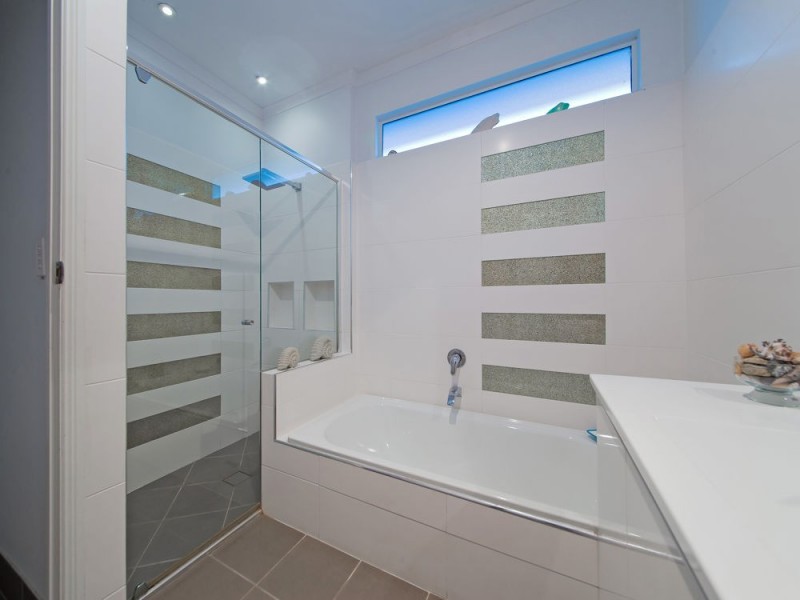 114 Alastair Street, Lota QLD 4179