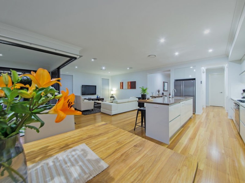 11 Bisley Place, Wakerley QLD 4154
