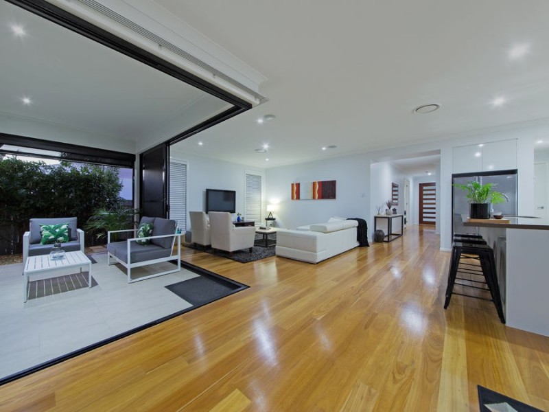 11 Bisley Place, Wakerley QLD 4154