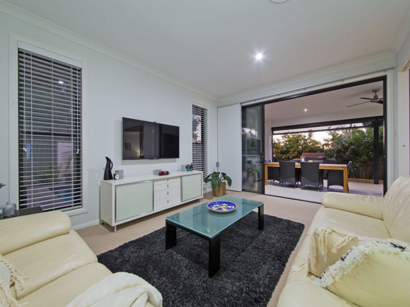11 Bisley Place, Wakerley QLD 4154