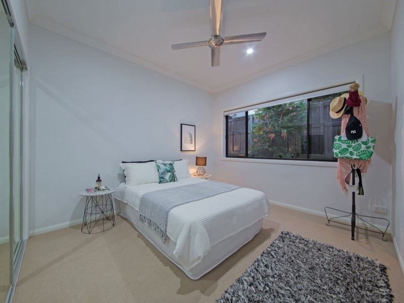 11 Bisley Place, Wakerley QLD 4154