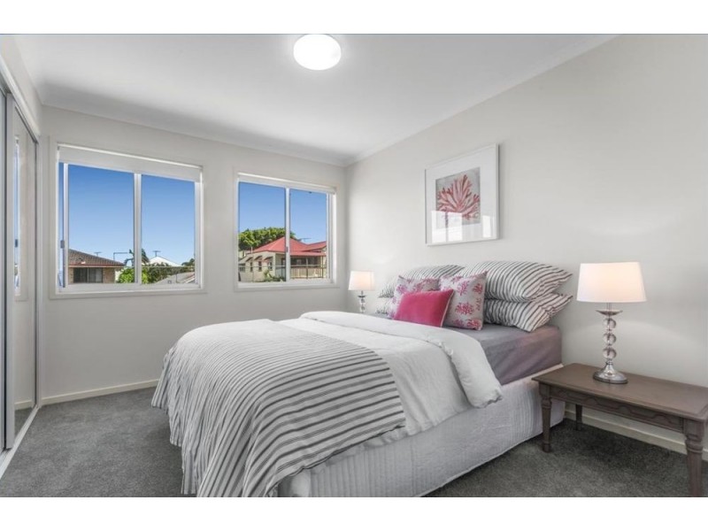 223 Wynnum Esplanade, Wynnum QLD 4178