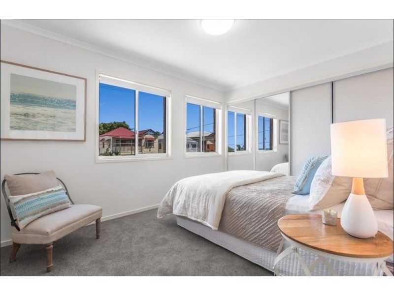 223 Wynnum Esplanade, Wynnum QLD 4178