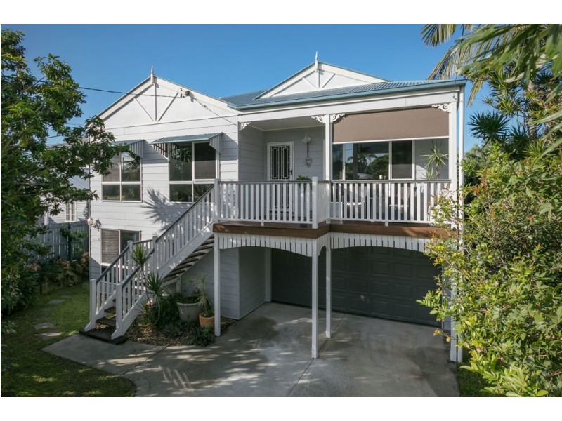 4 Regent Street, Wynnum West QLD 4178