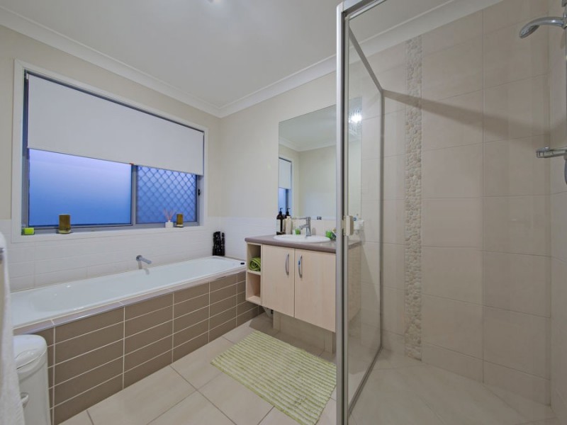 66 Higgs Circuit, Wynnum West QLD 4178