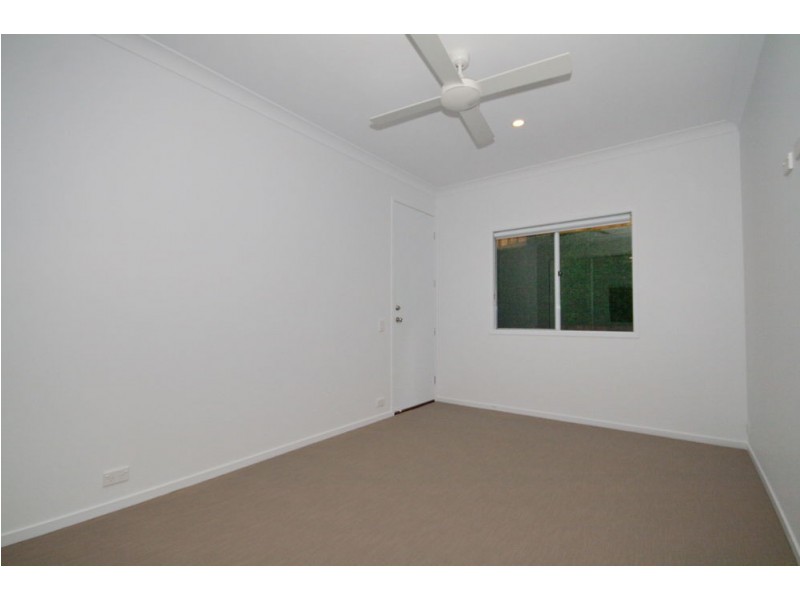 50 Barrinia Street, Manly QLD 4179