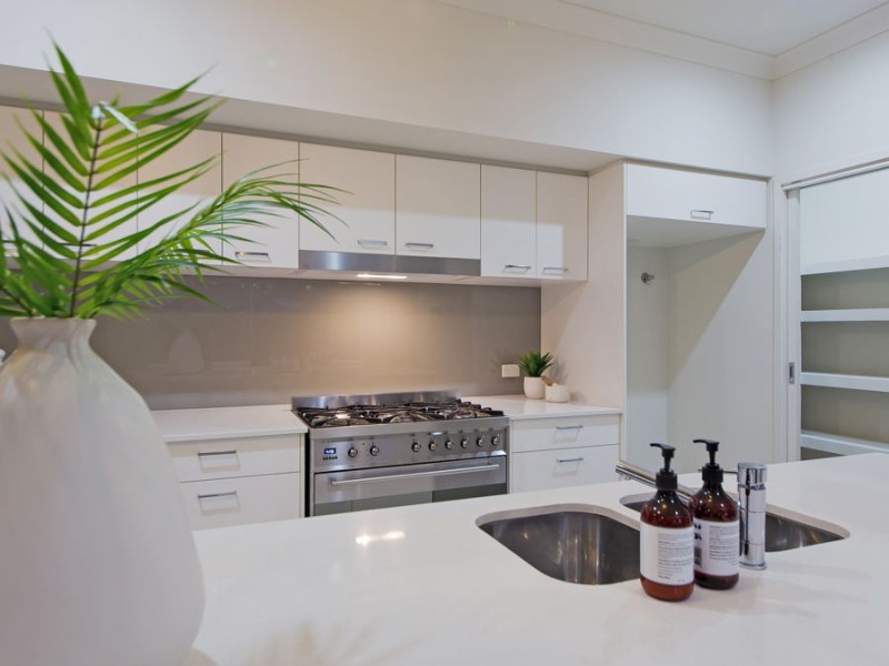 41 Margaret Crescent, Wakerley QLD 4154