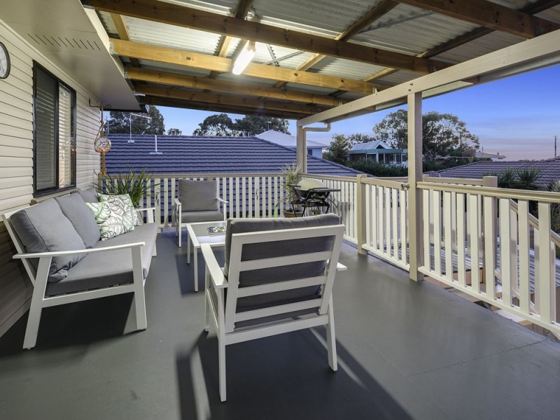 8 Iffley Street, Wynnum West QLD 4178