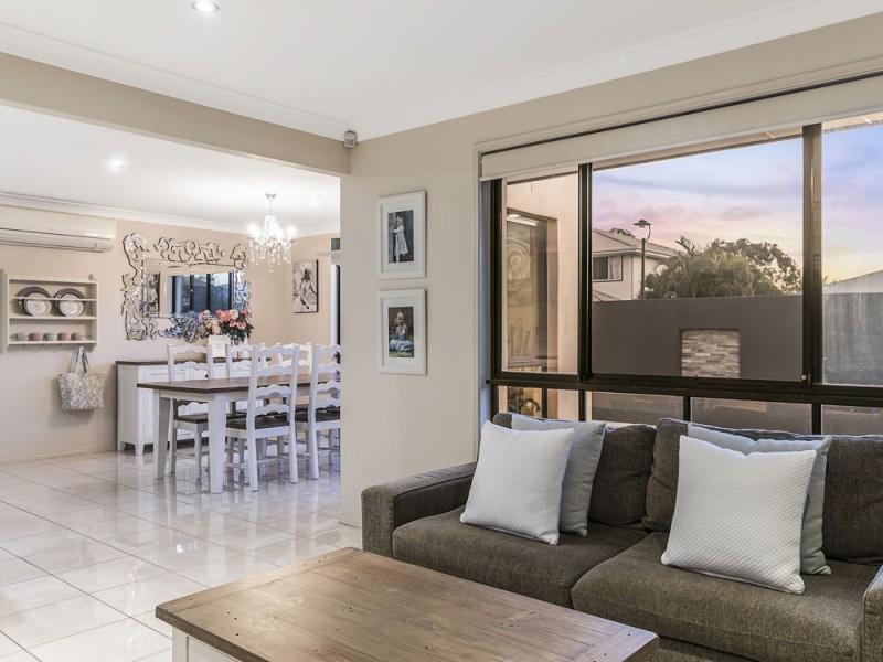 21 Higgs Circuit, Wynnum West QLD 4178