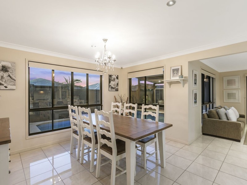 21 Higgs Circuit, Wynnum West QLD 4178