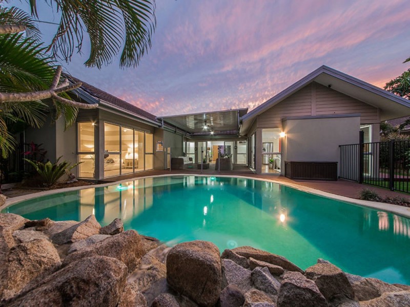 19 Yarra Road, Wakerley QLD 4154