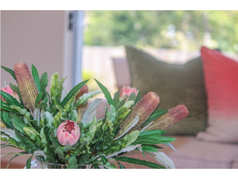 225 Whites Rd, Lota QLD 4179