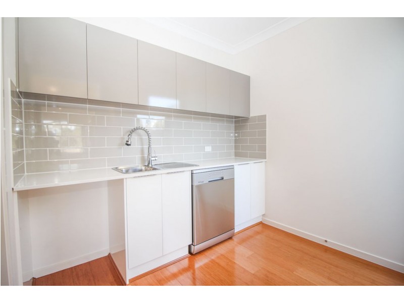 225 Whites Rd, Lota QLD 4179