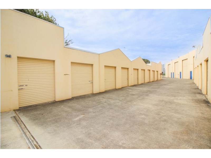 10 Johnston Street, Wynnum QLD 4178