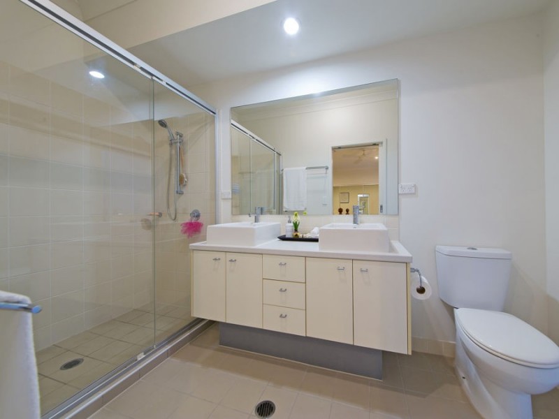 11 Esk Crescent, Wakerley QLD 4154