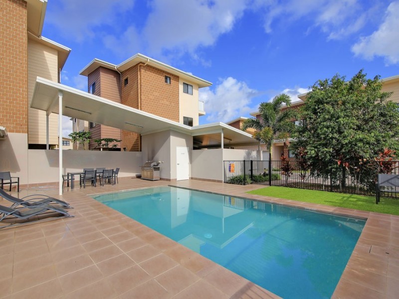 13/3 Grange Court, Capalaba QLD 4157