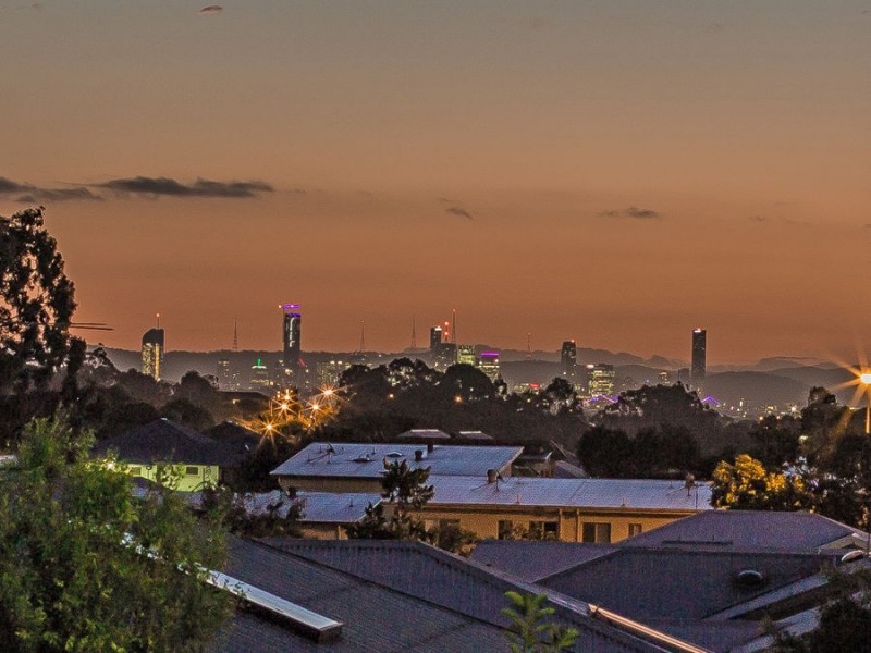 2 Lachlan Drive, Wakerley QLD 4154