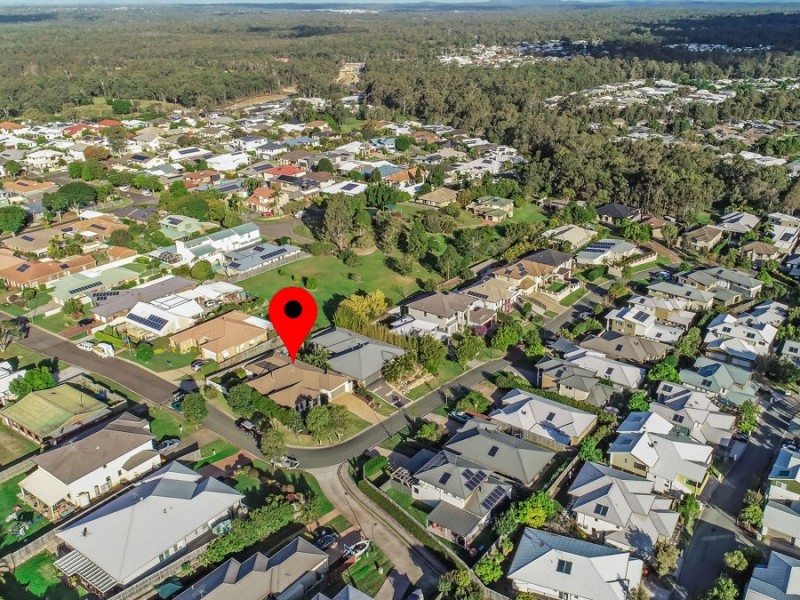 2 Lachlan Drive, Wakerley QLD 4154