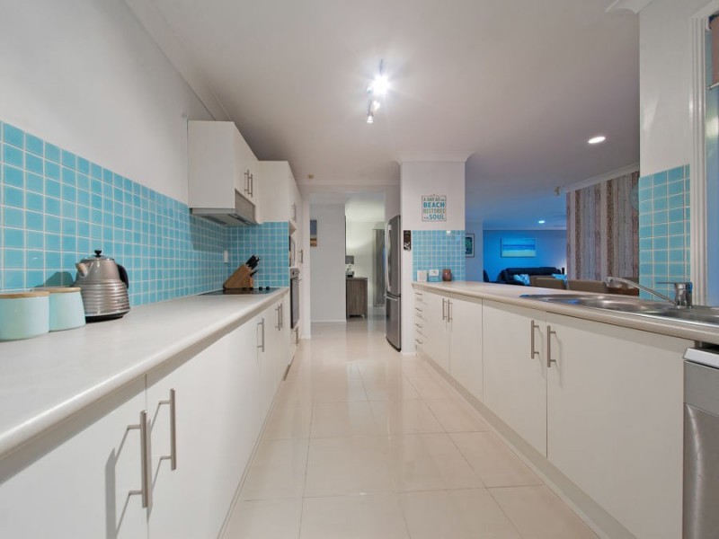 6 Colvin Court, Wakerley QLD 4154