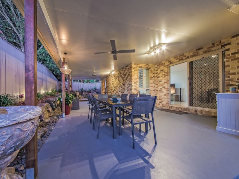 6 Colvin Court, Wakerley QLD 4154