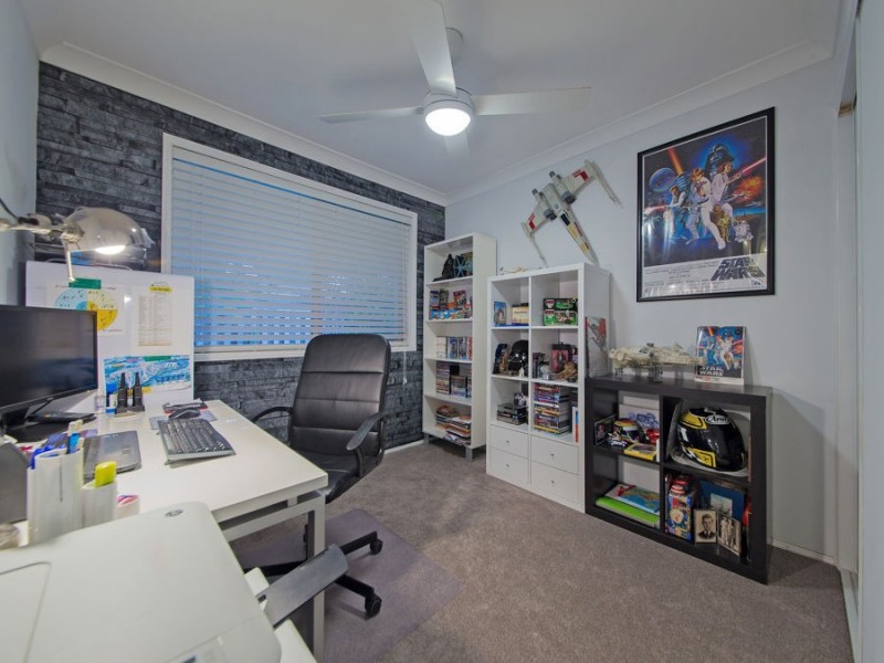 6 Colvin Court, Wakerley QLD 4154