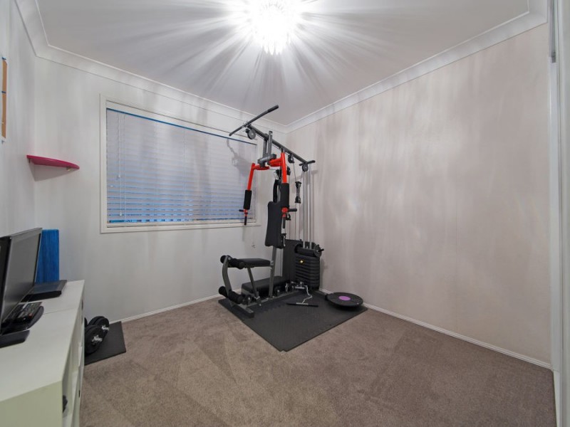 6 Colvin Court, Wakerley QLD 4154