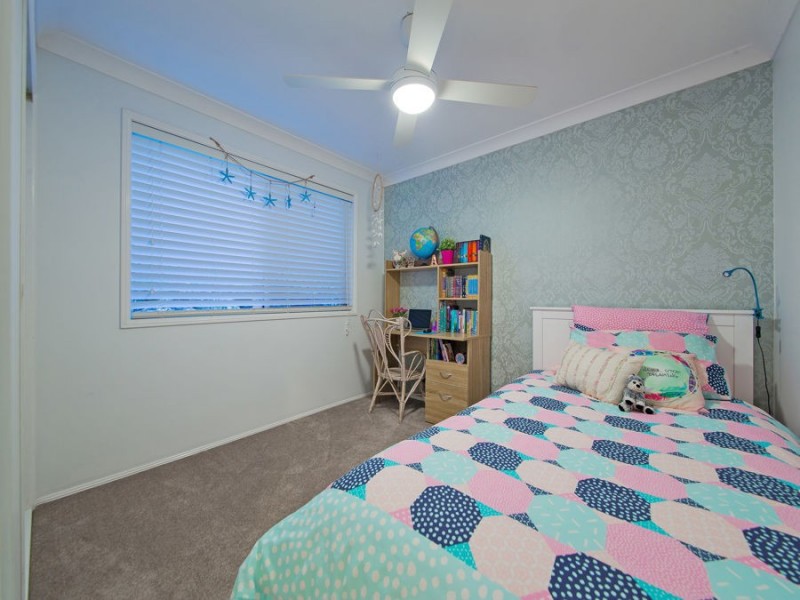 6 Colvin Court, Wakerley QLD 4154