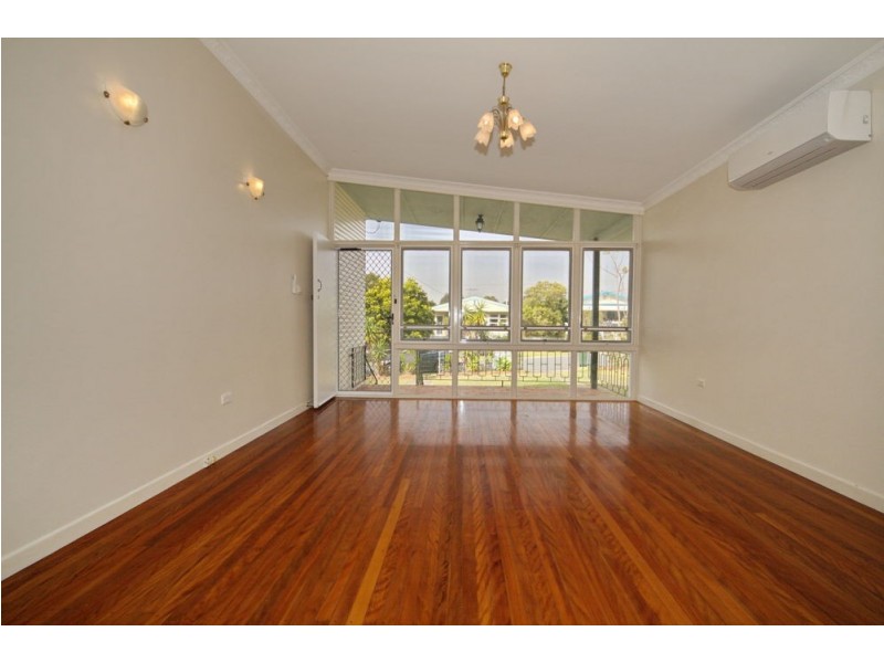 18 Astley St, Wynnum West QLD 4178