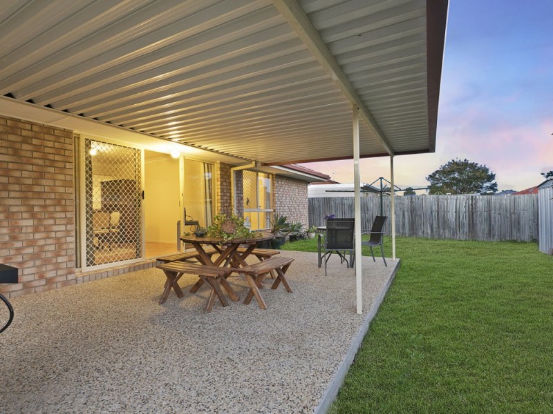 5 Virginia Place, Wynnum West QLD 4178