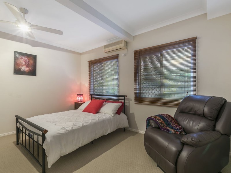 159 Blackwood Road, Manly West QLD 4179