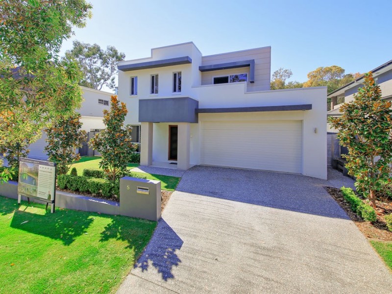 5 Pennington Street, Wakerley QLD 4154