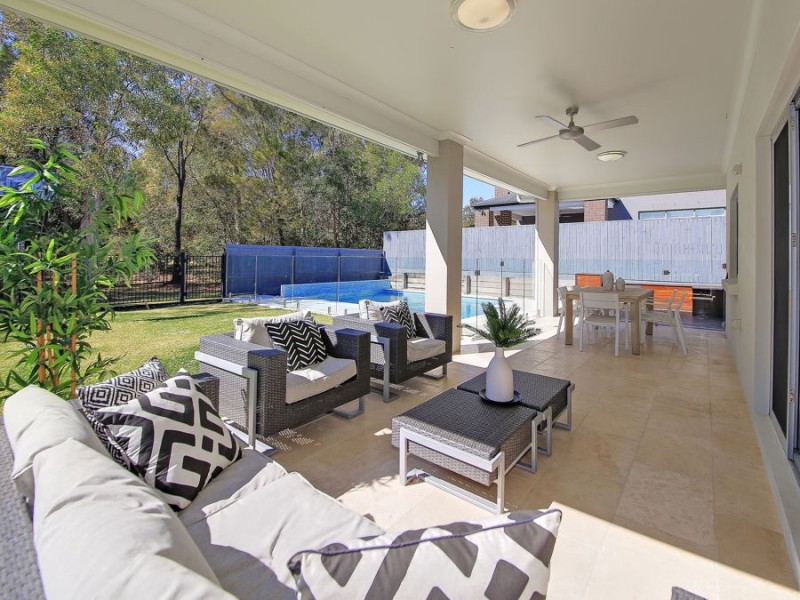 5 Pennington Street, Wakerley QLD 4154