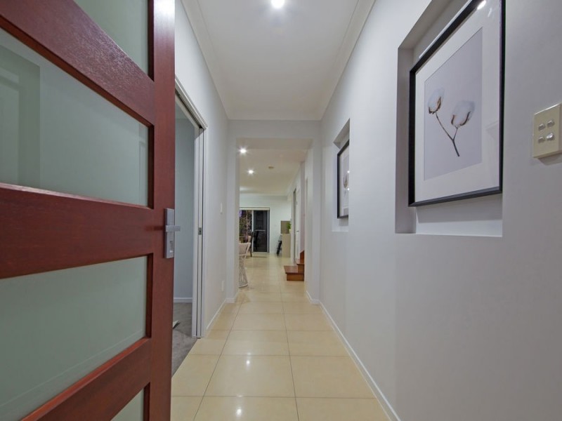 5 Pennington Street, Wakerley QLD 4154