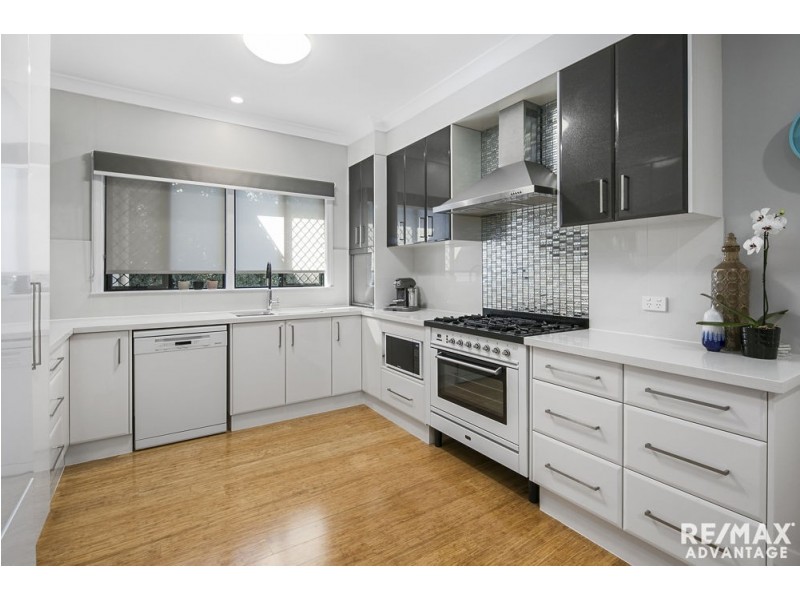 74 Ryder Street, Wynnum QLD 4178